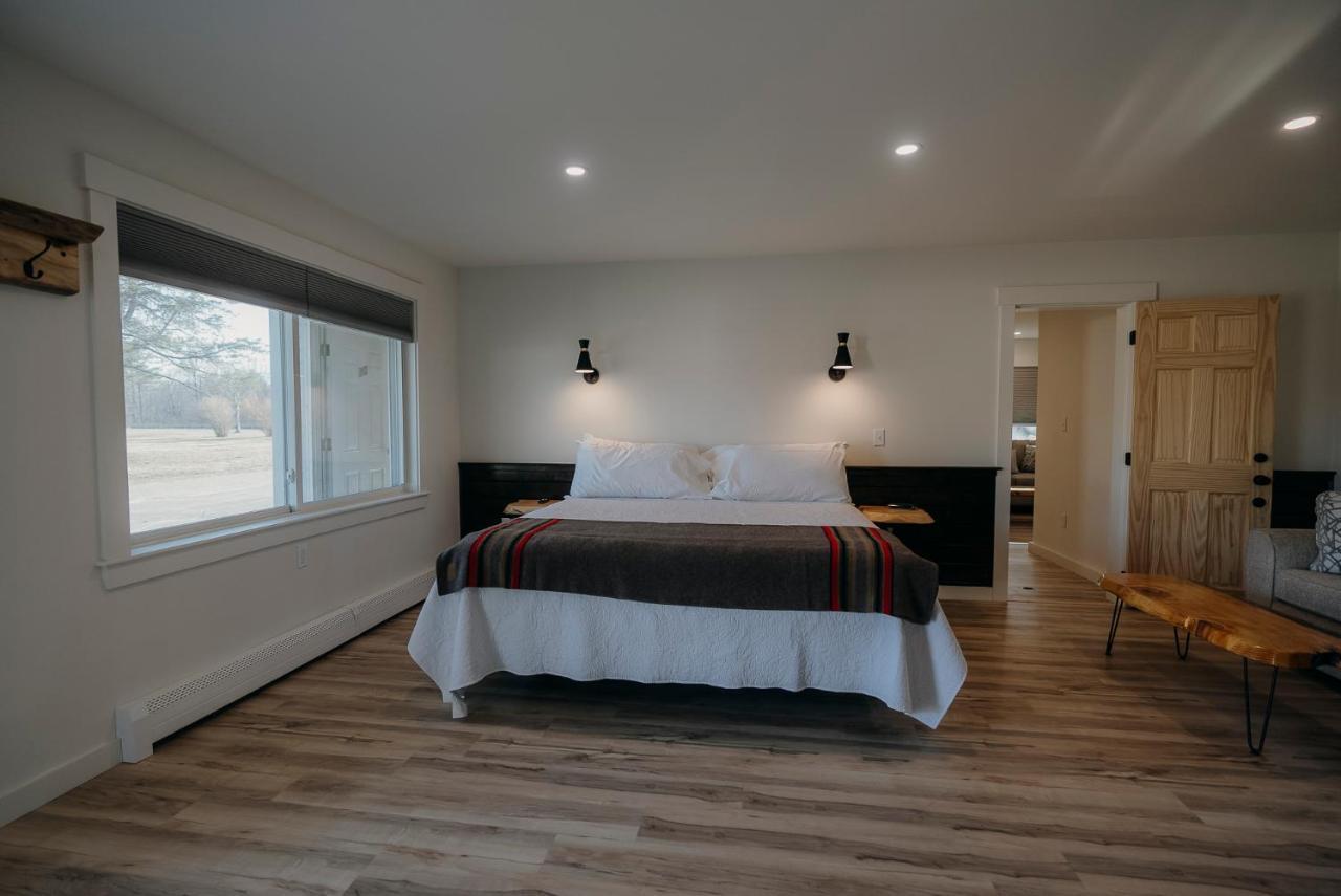 Bingham Motor Inn Екстер'єр фото