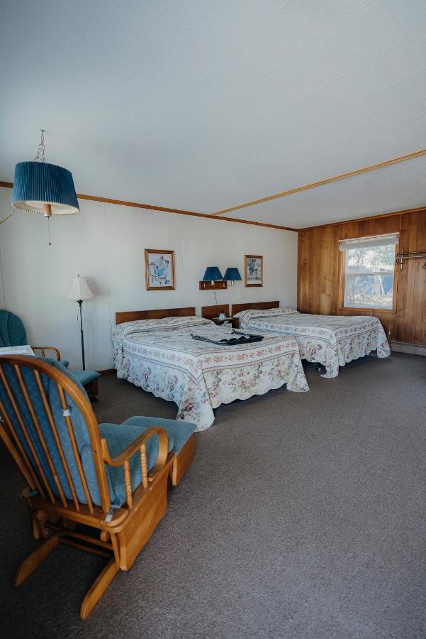Bingham Motor Inn Екстер'єр фото