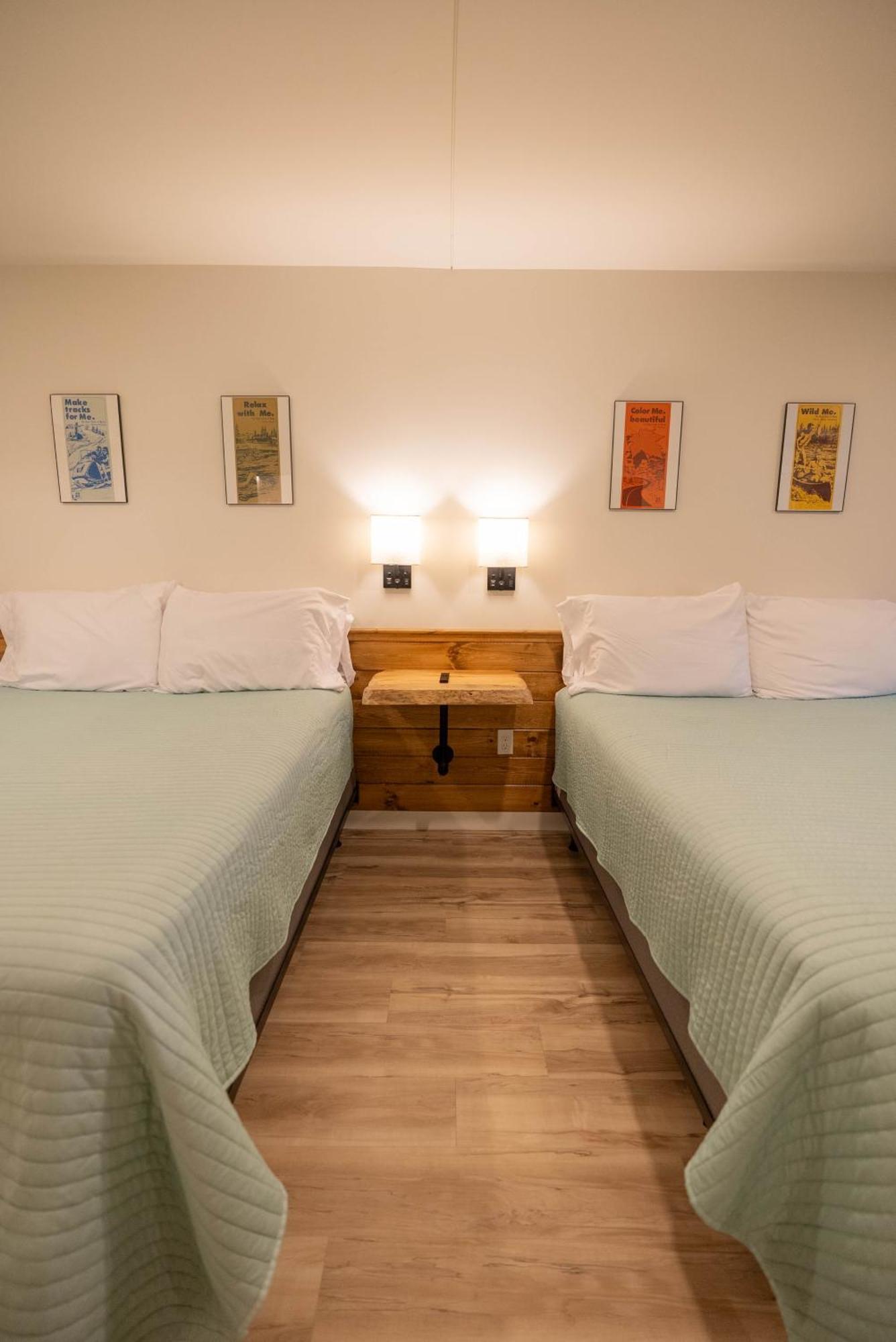 Bingham Motor Inn Екстер'єр фото